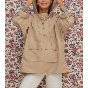 POMANDER PLACE Beige Sterling Pullover